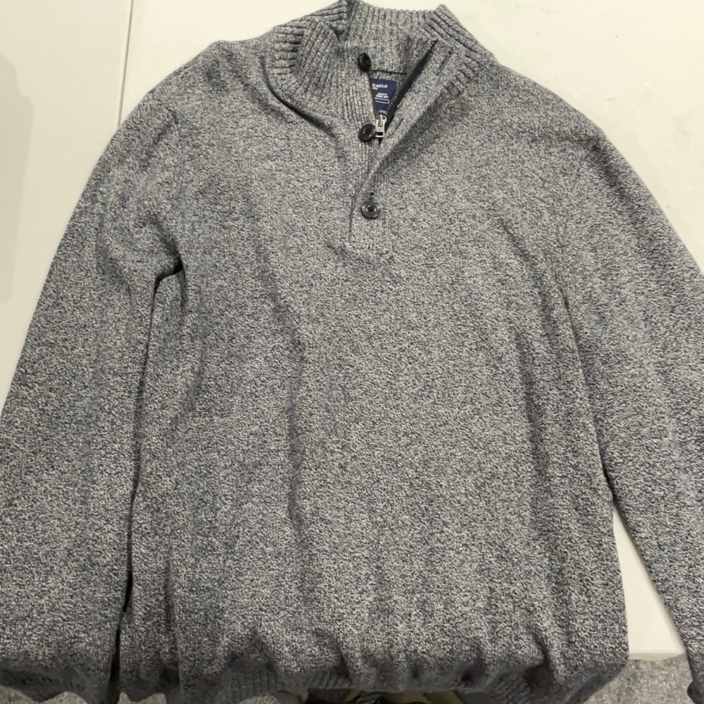 American Eagle 1/4 zip gray sweater size XXL